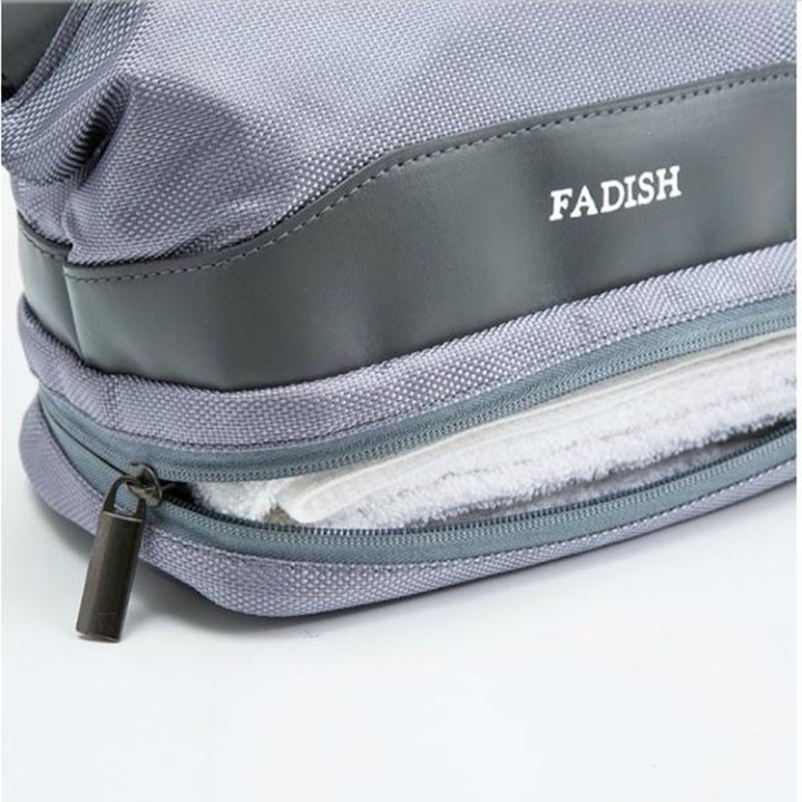 Trousse toilette camping voyage
